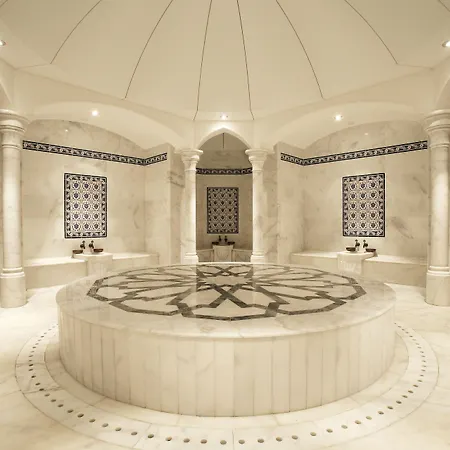 Kempinski The Dome Station touristique 5*