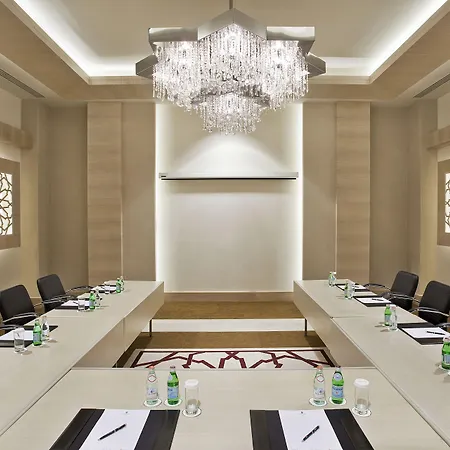 אתר נופש Kempinski The Dome